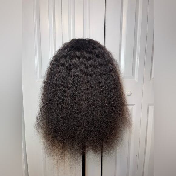 Hair So Fab Sassy Curly Wig - Picture 8 of 13